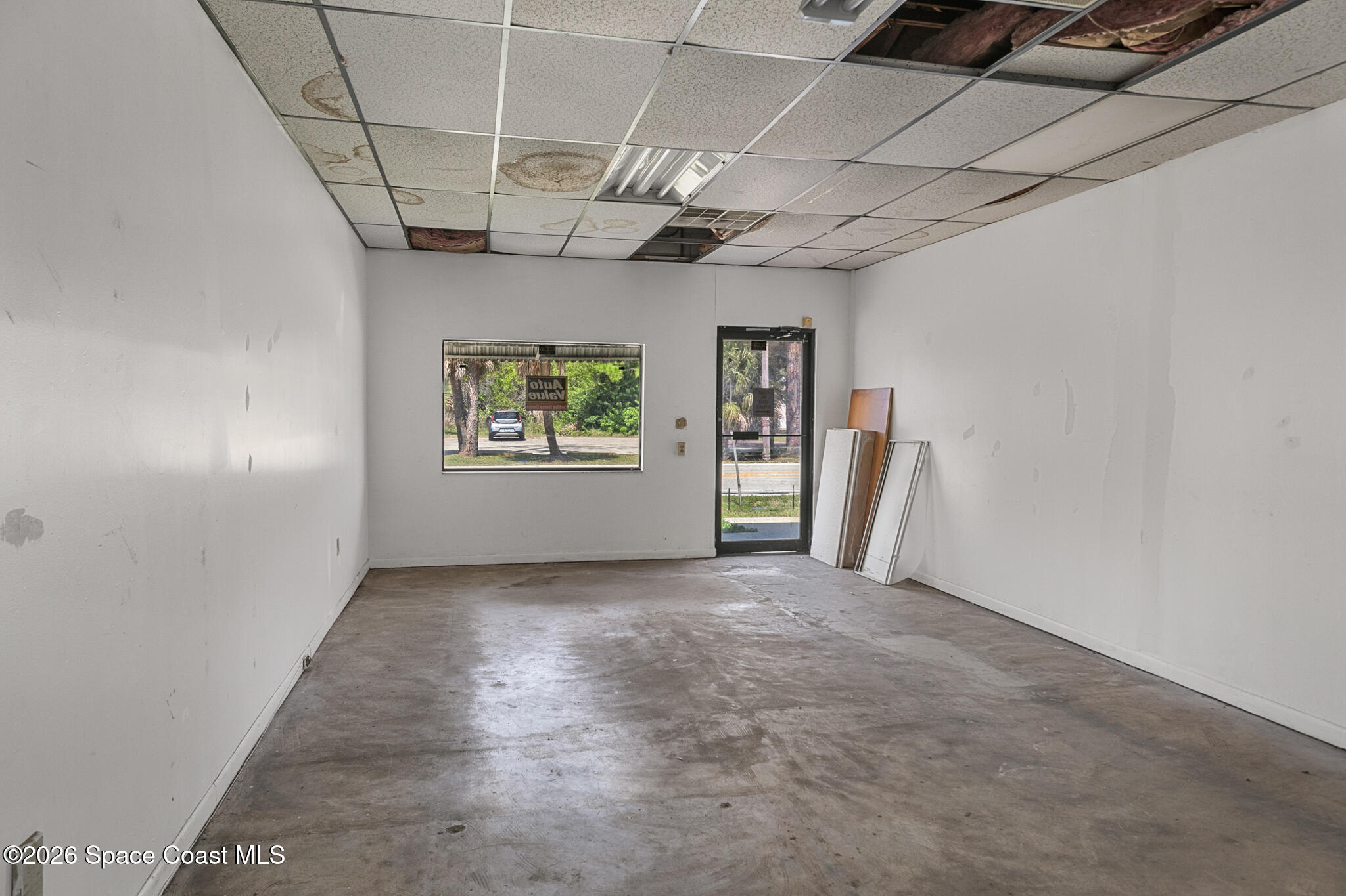 1732 Huntington Lane