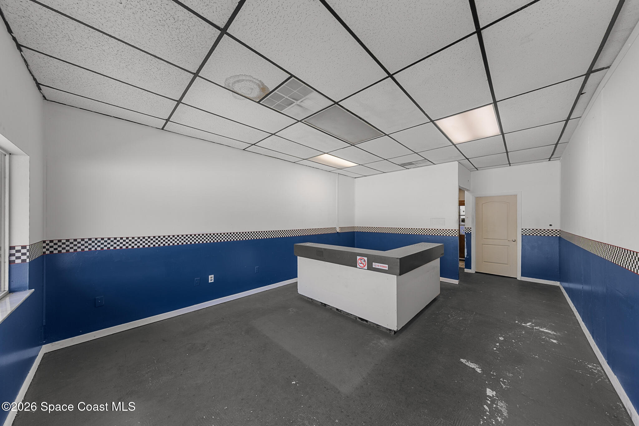 1732 Huntington Lane