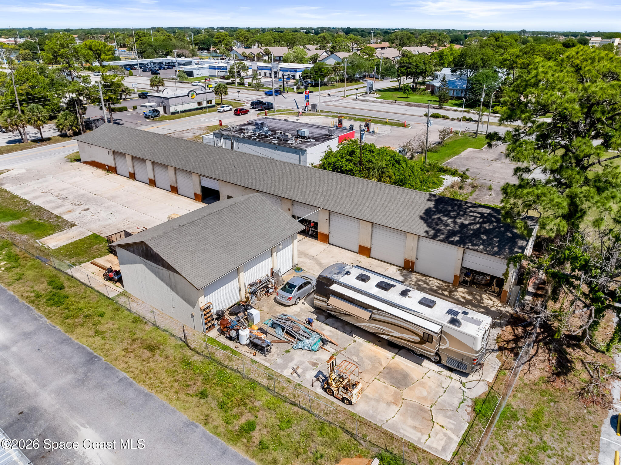 1732 Huntington Lane