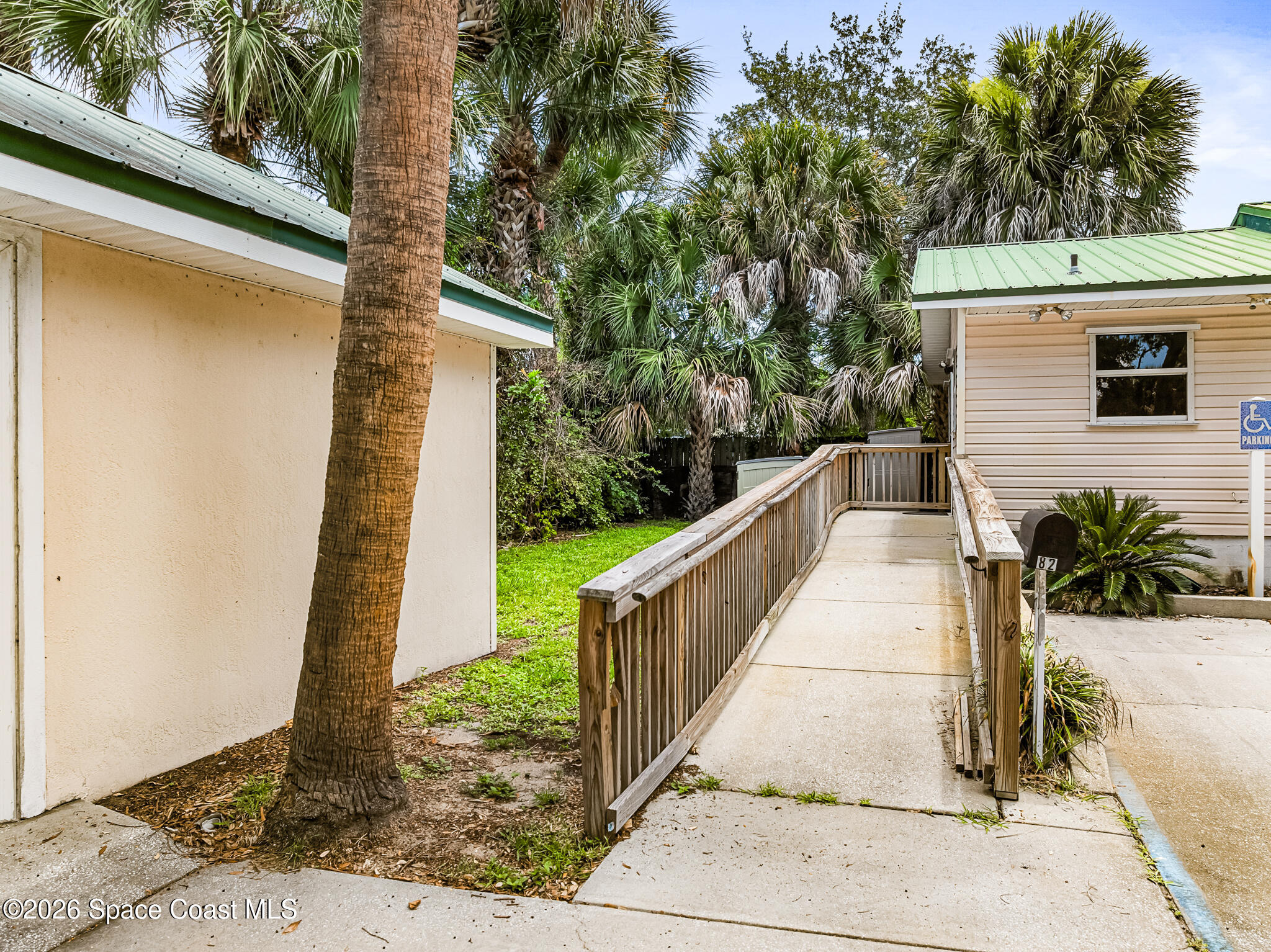 822 Palmetto Avenue