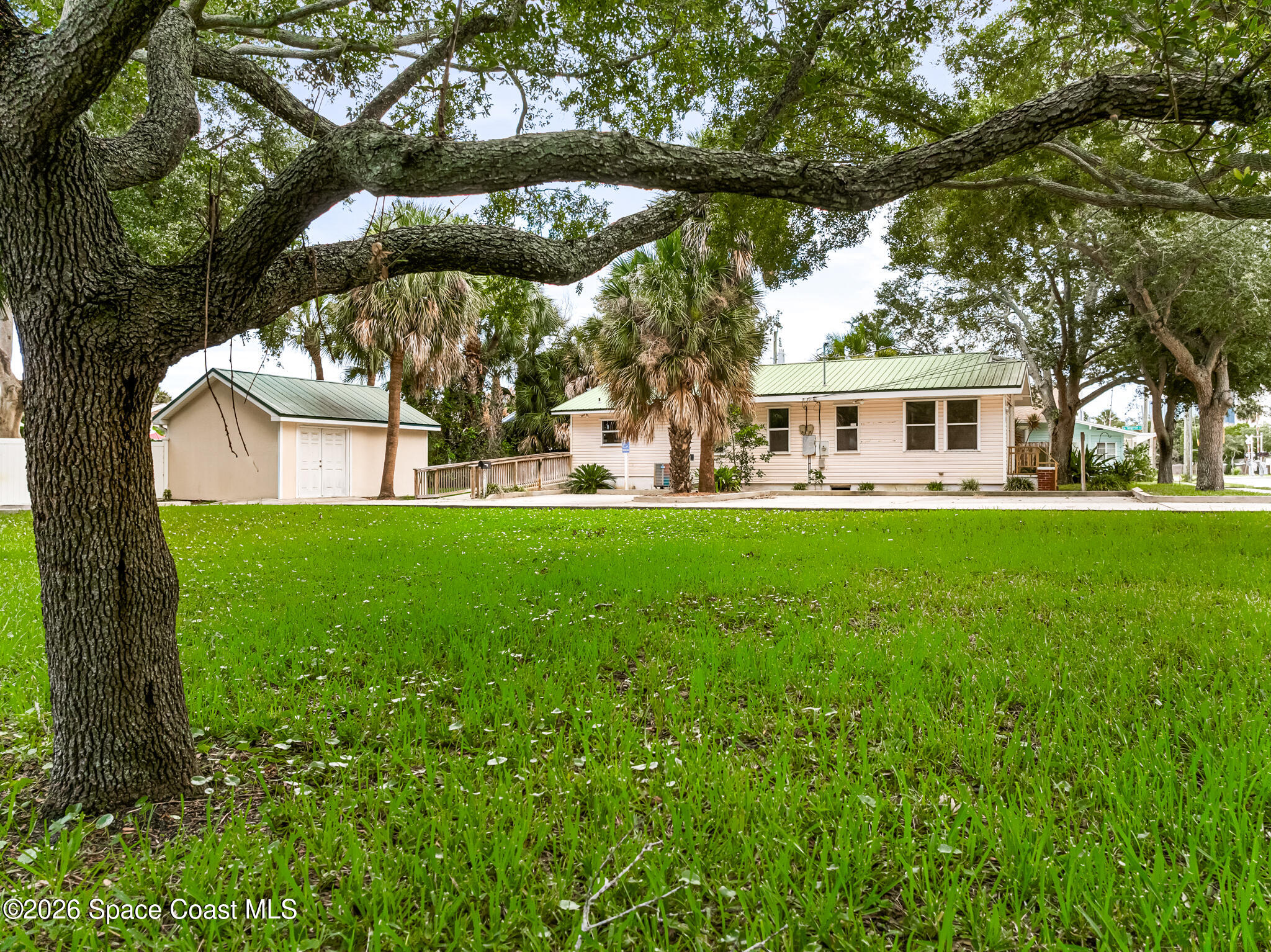 822 Palmetto Avenue