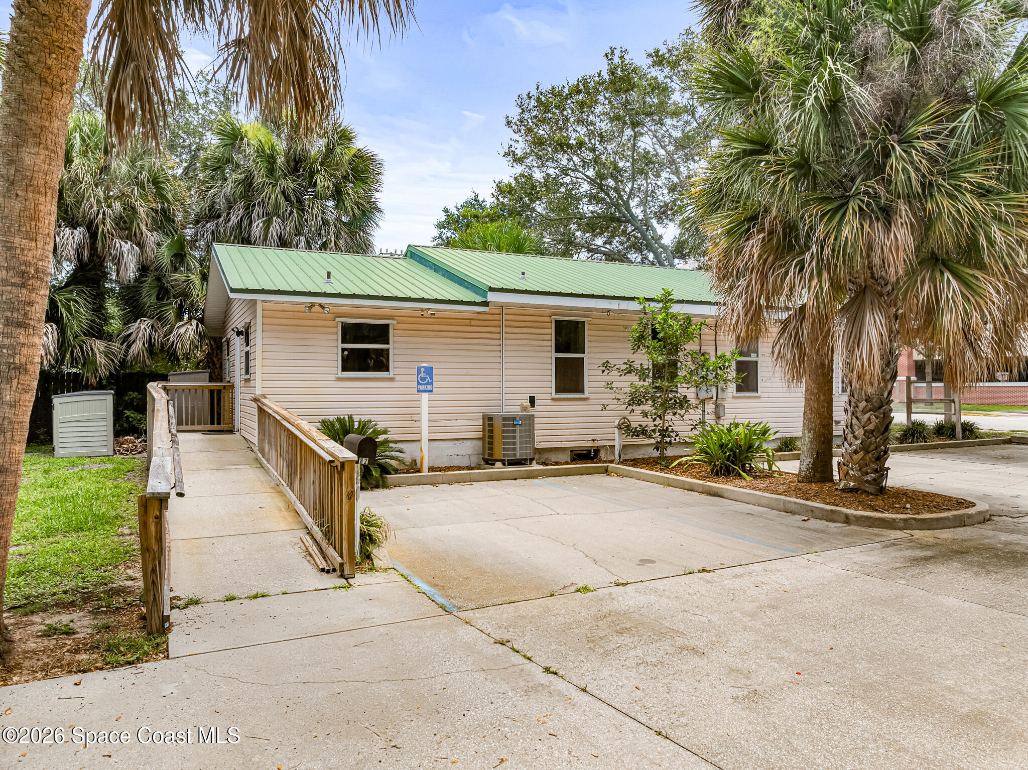 822 Palmetto Avenue