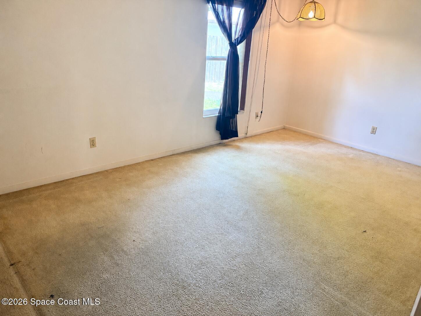 255 Applewood Circle