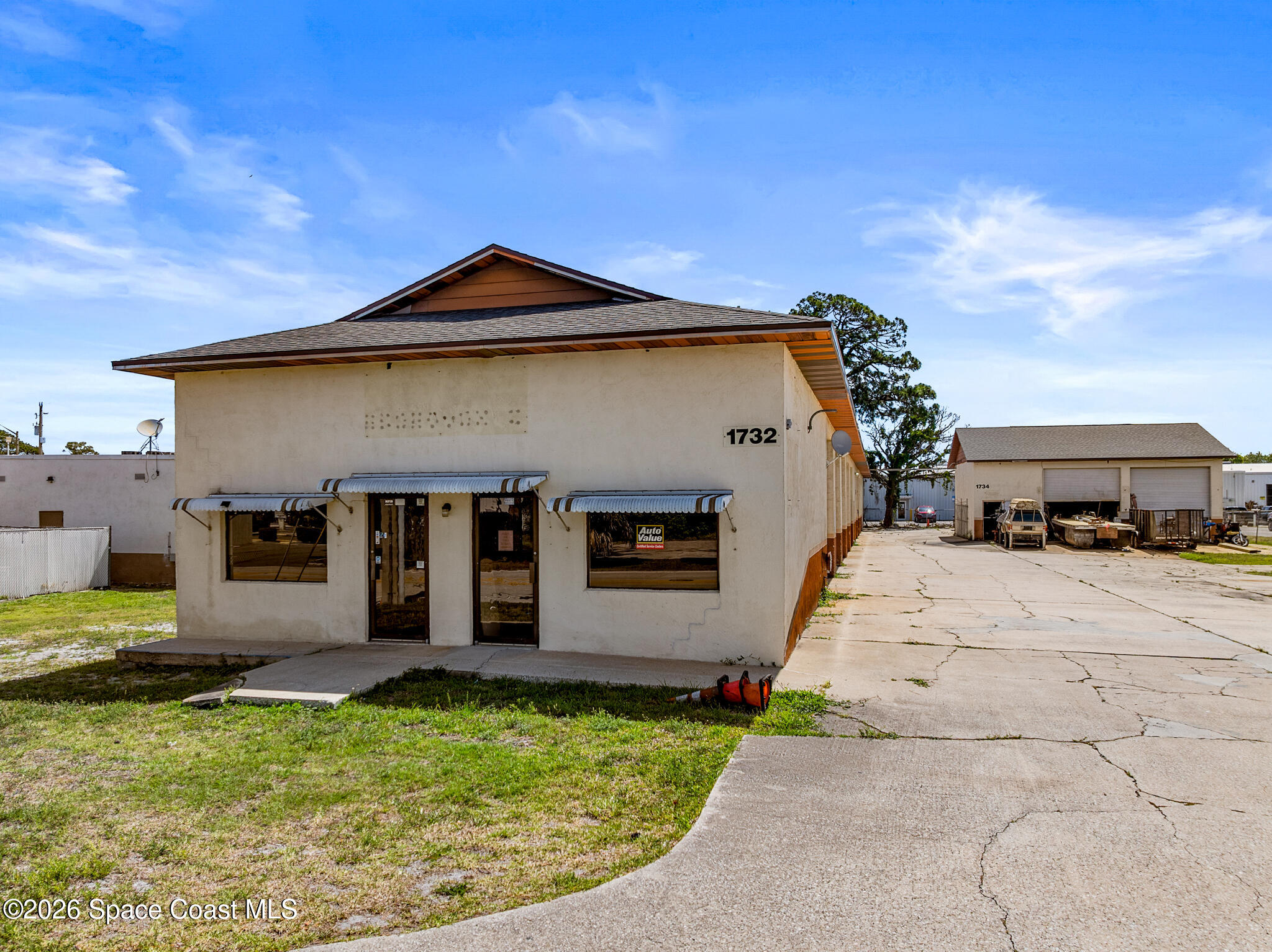 1732 Huntington Lane 2