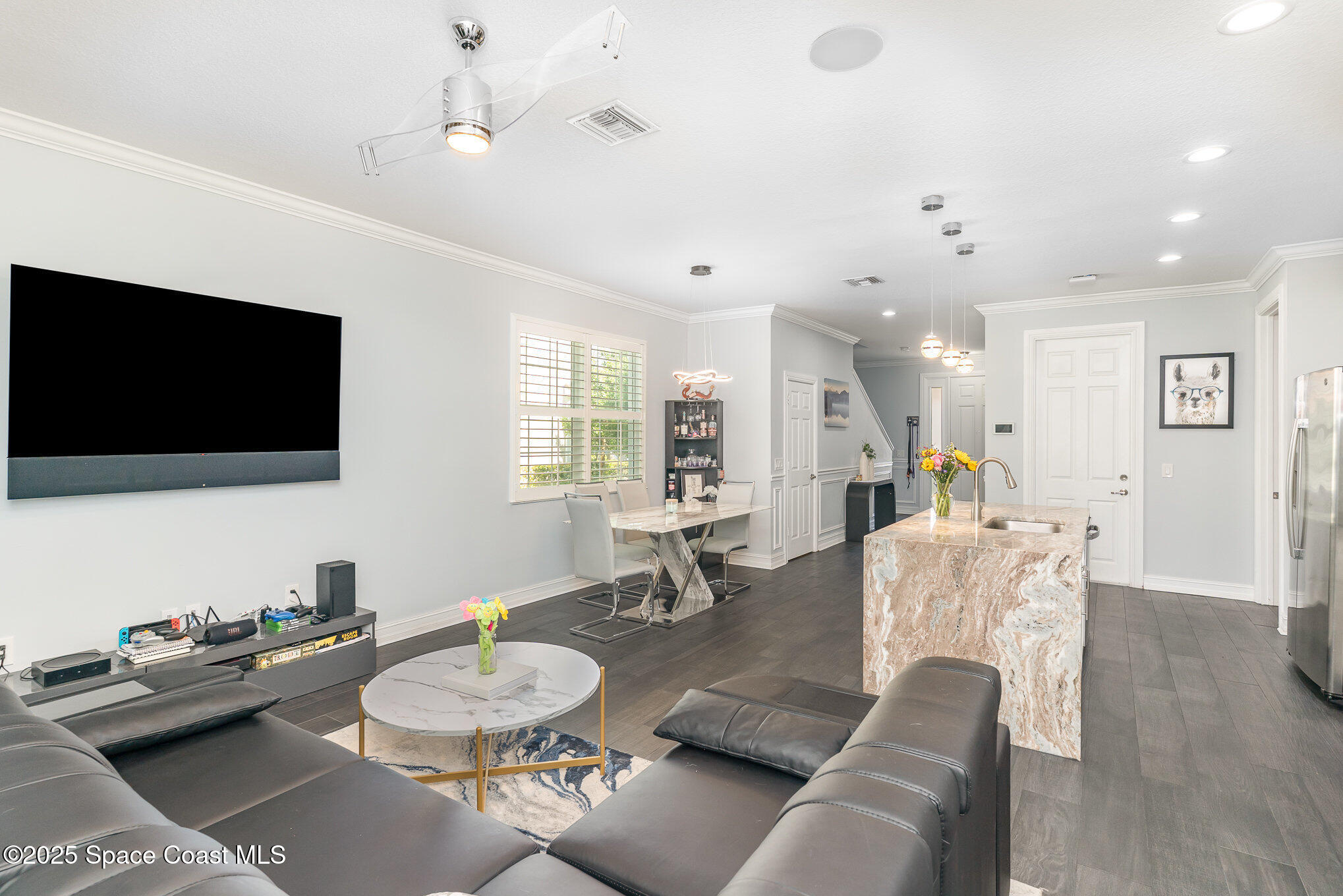 1430 Isabella Drive 106