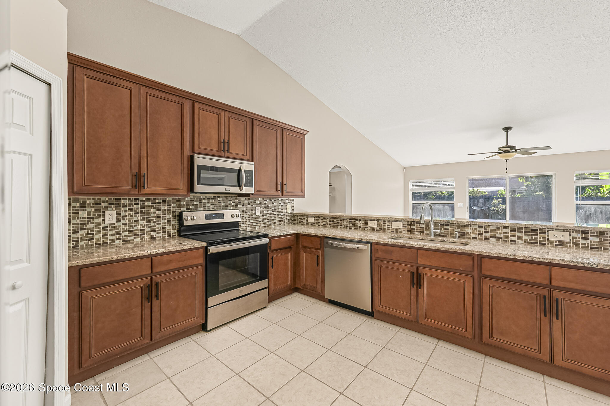 781 Dinner Street NE