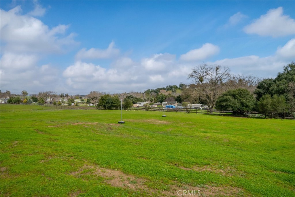 3225 Ardilla Road