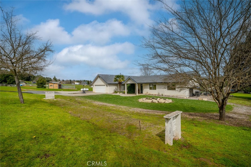 3225 Ardilla Road
