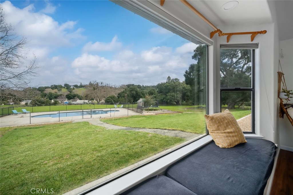 3225 Ardilla Road