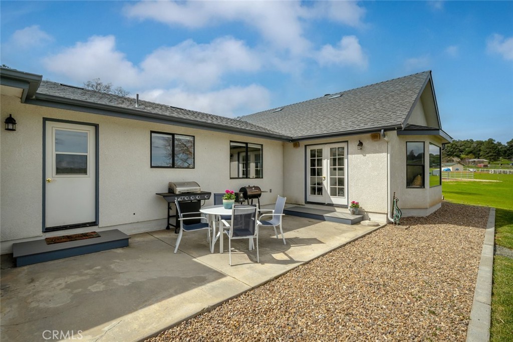 3225 Ardilla Road