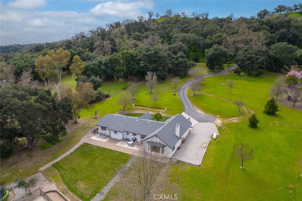 3225 Ardilla Road