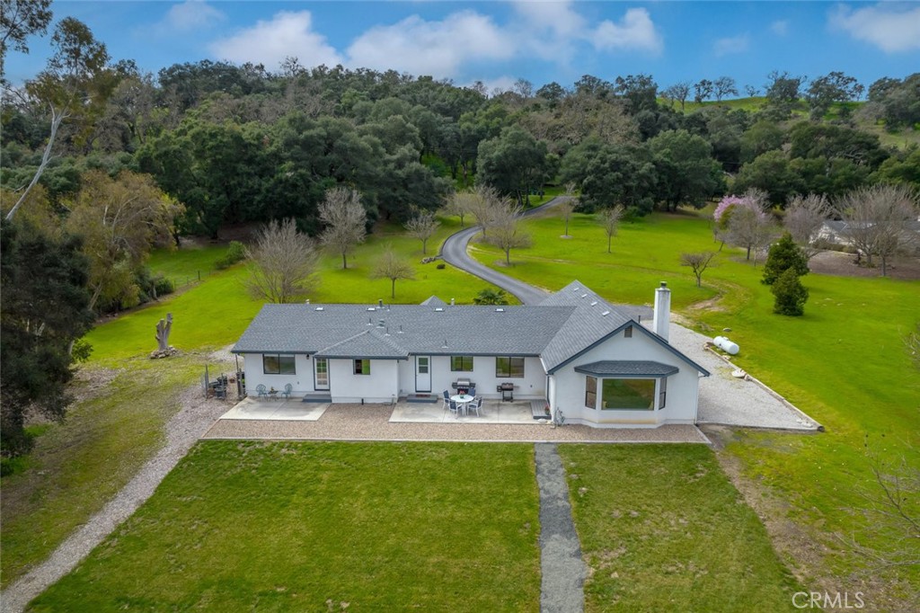 3225 Ardilla Road