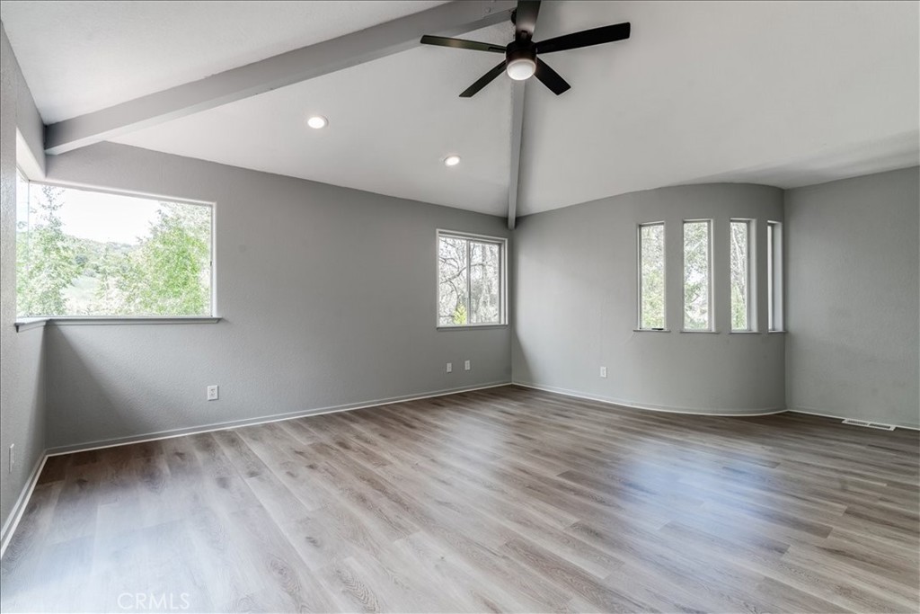 6281 York Mountain