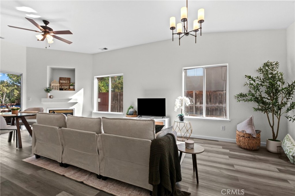 1214 Shadow Meadow