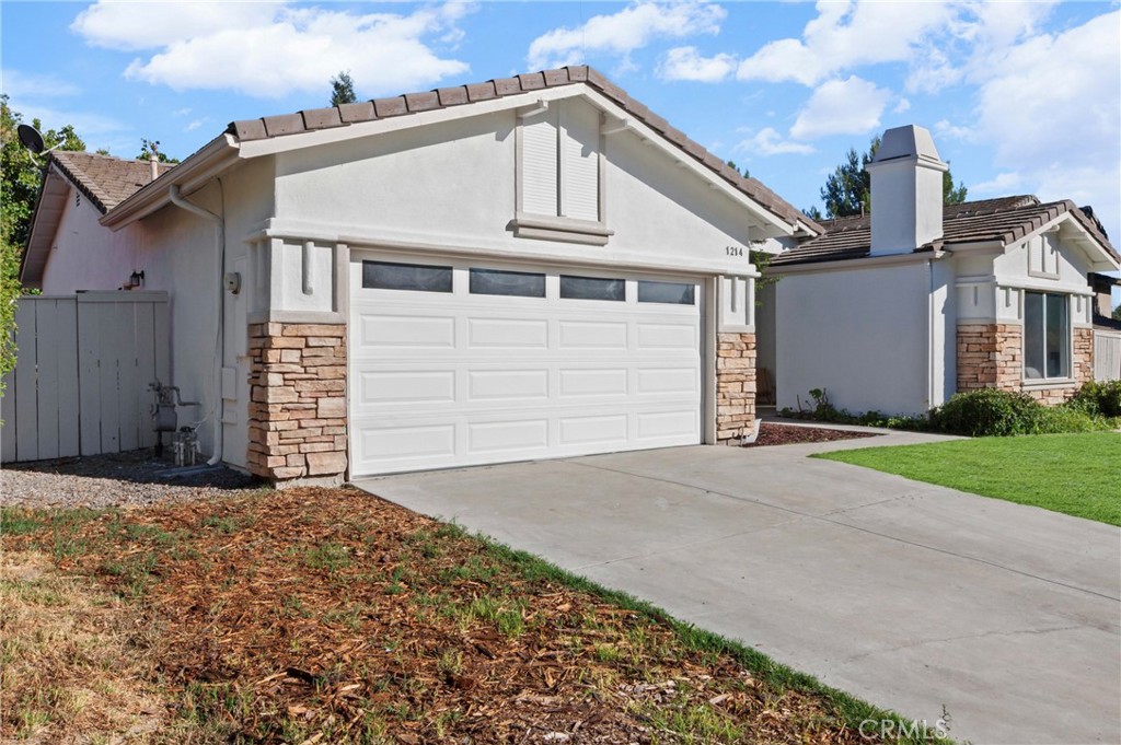 1214 Shadow Meadow