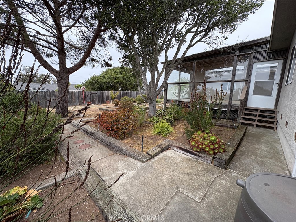640 Manzanita Drive
