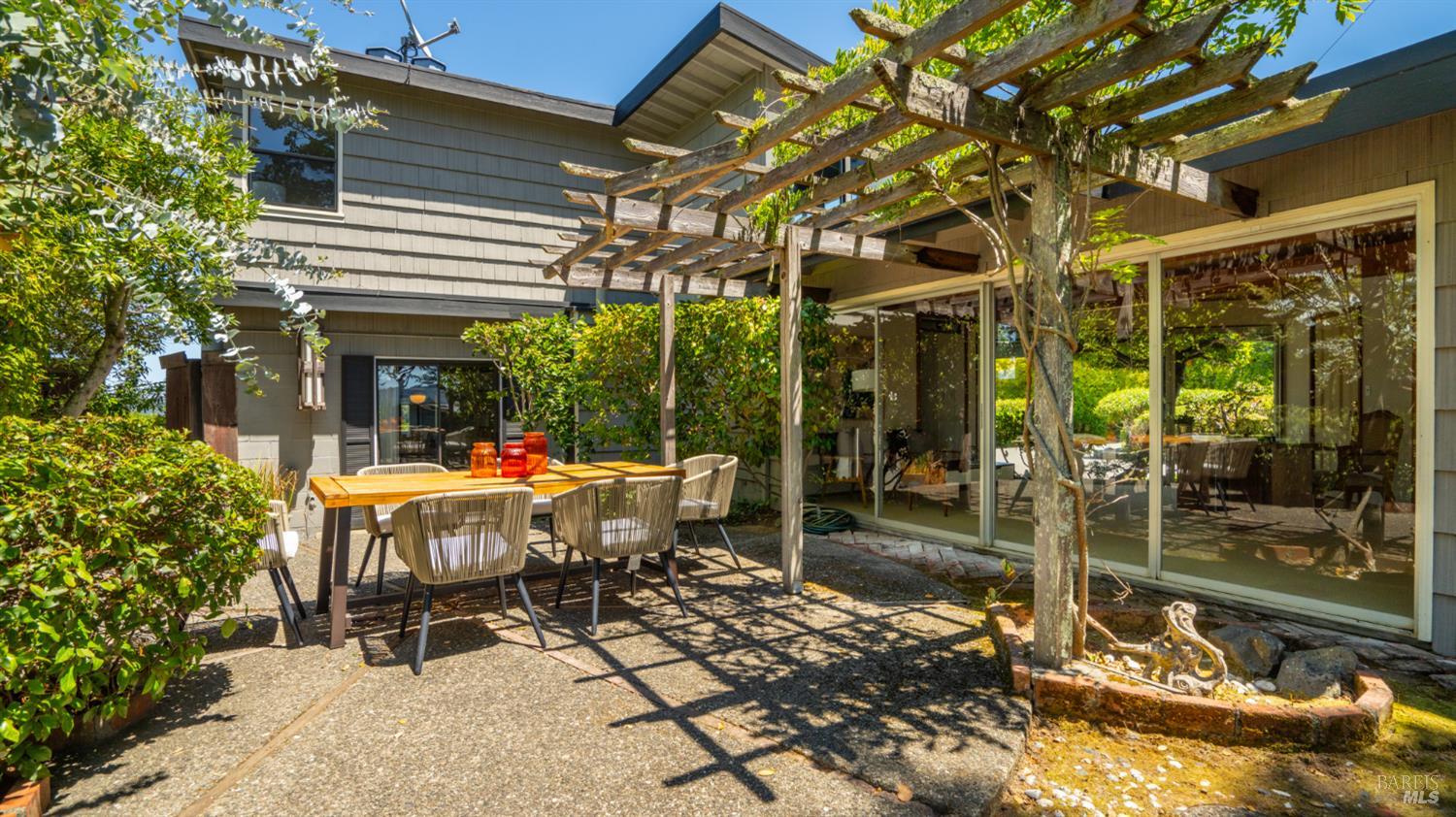 50 Bret Harte Ln