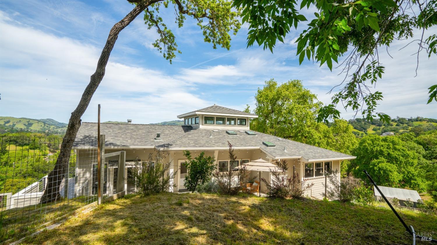 55 Wildwood Ln