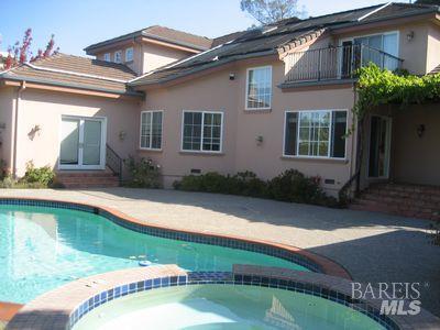 63 Bay Way