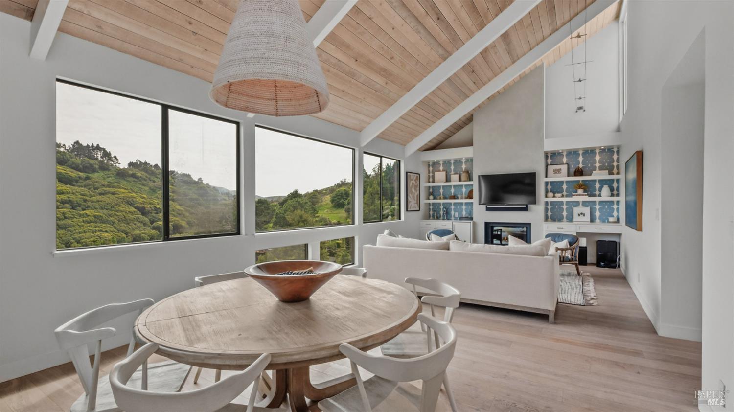 351 Carrera Drive