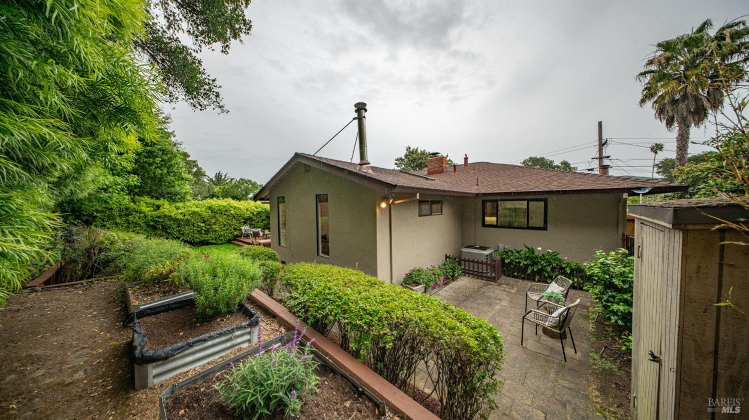 1249 Denlyn Street