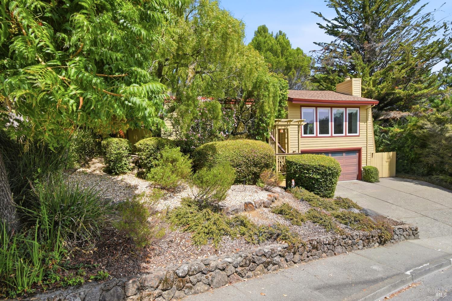 10 Viscaino Way
