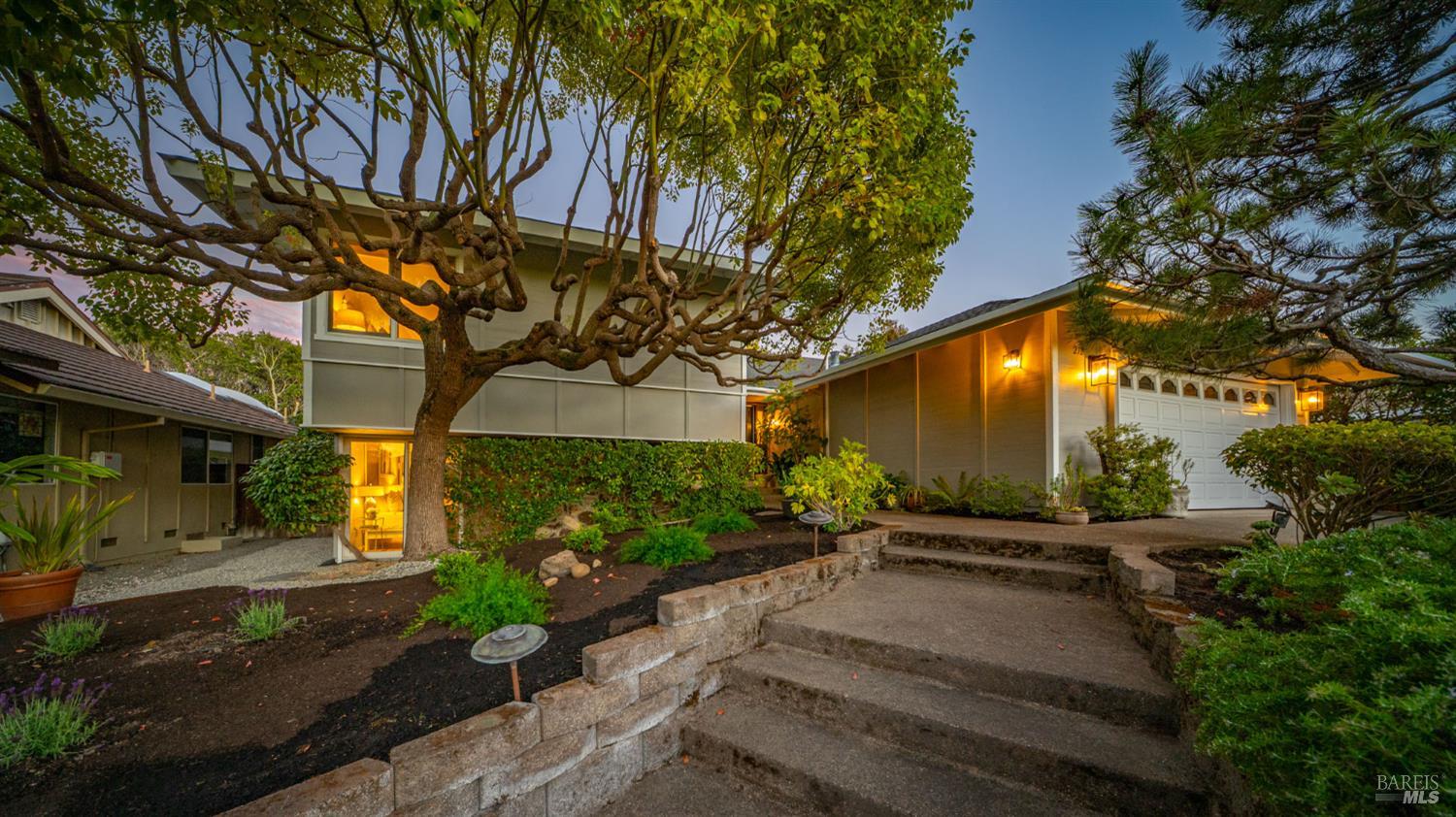 212 San Marino Drive