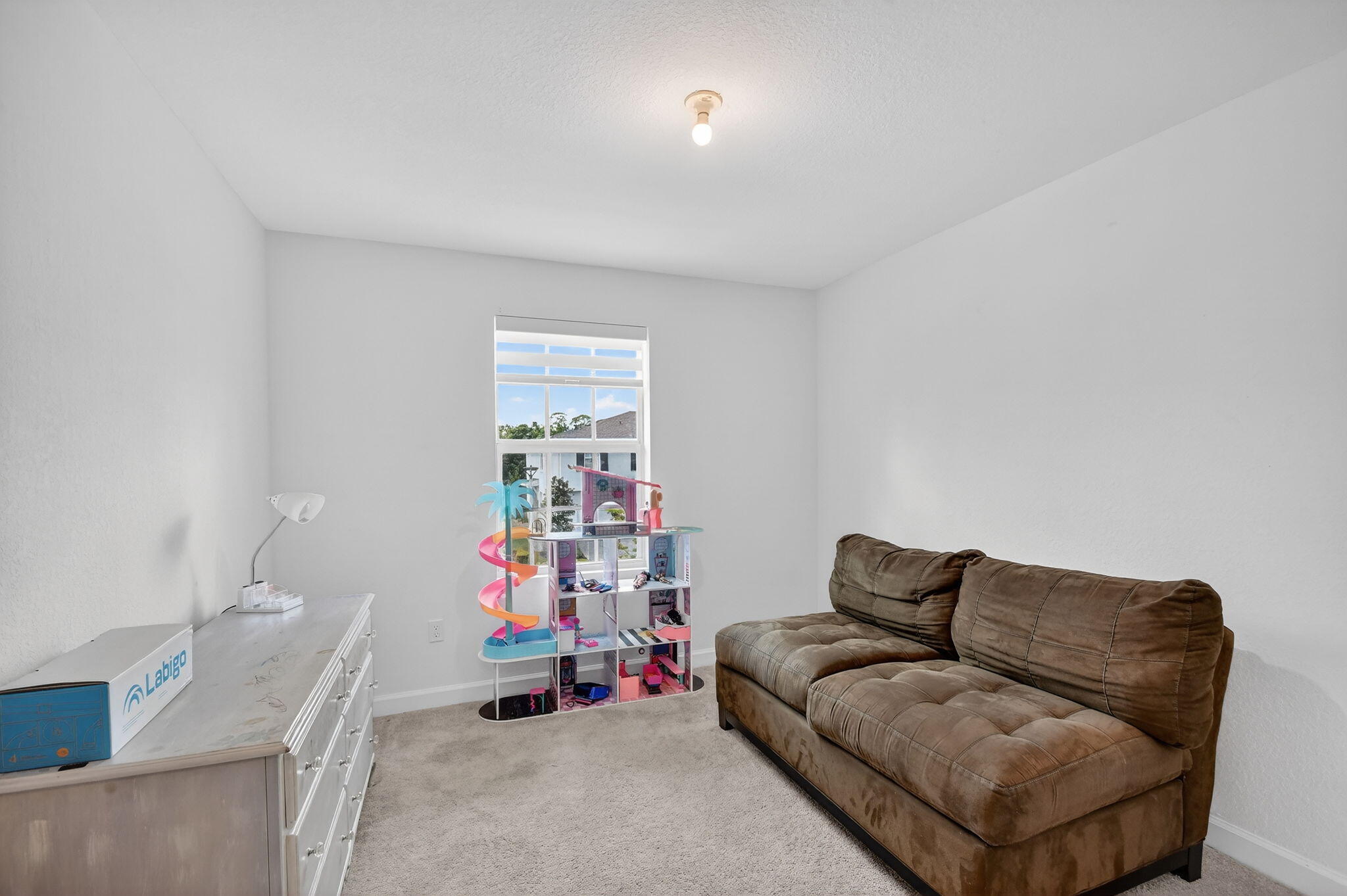 4326 Hammock Grove Drive