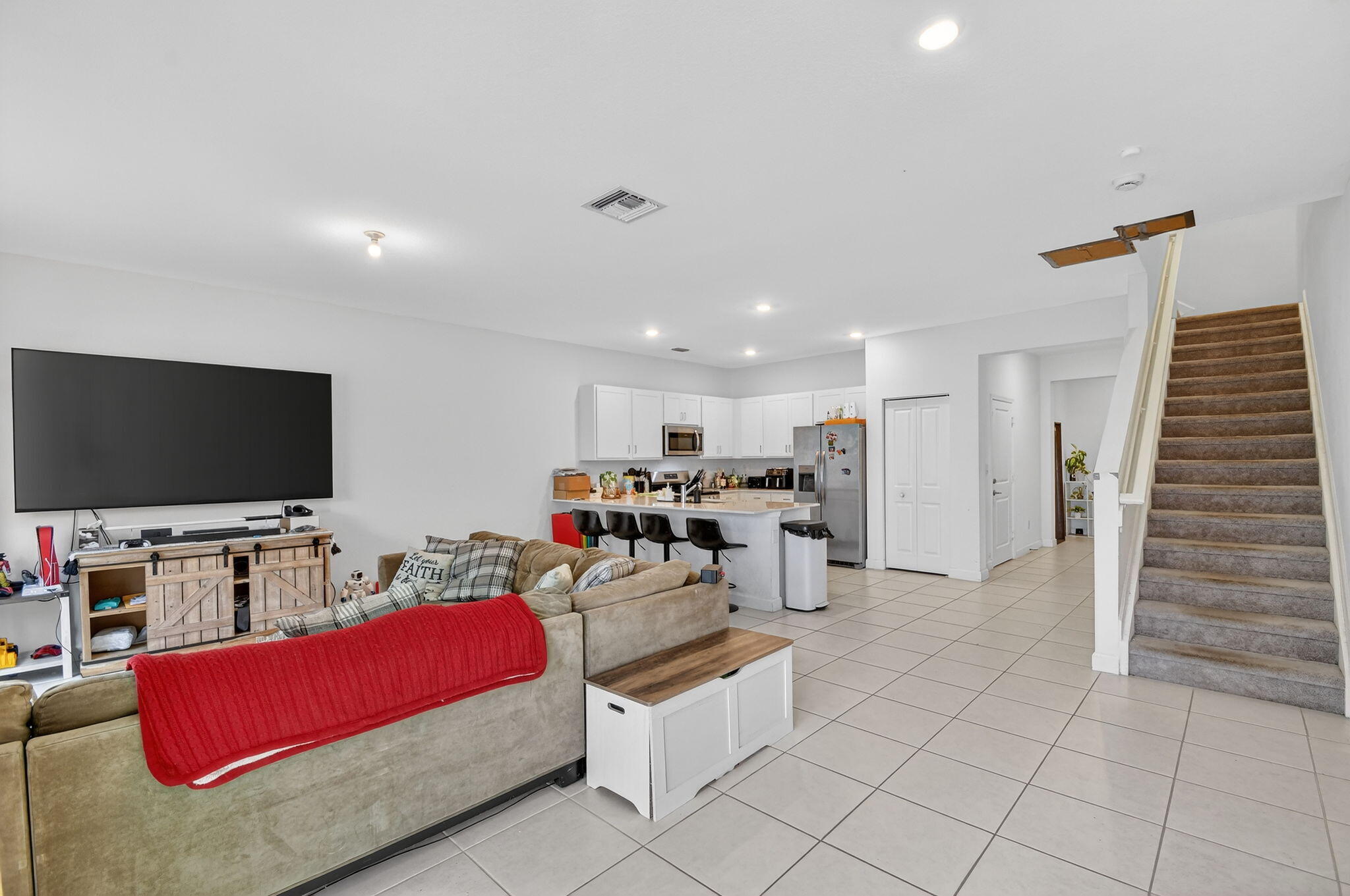 4326 Hammock Grove Drive