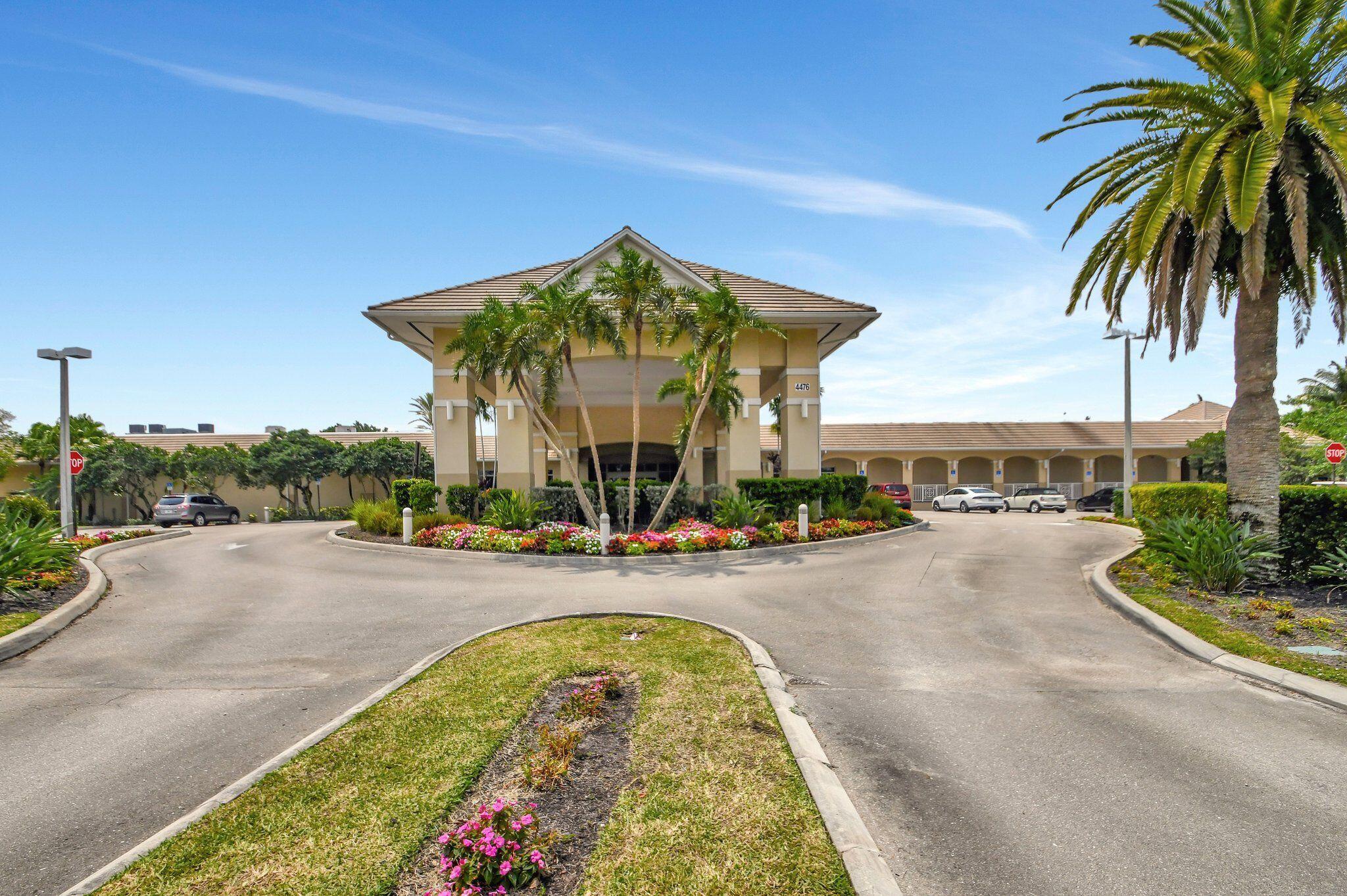 4326 Hammock Grove Drive