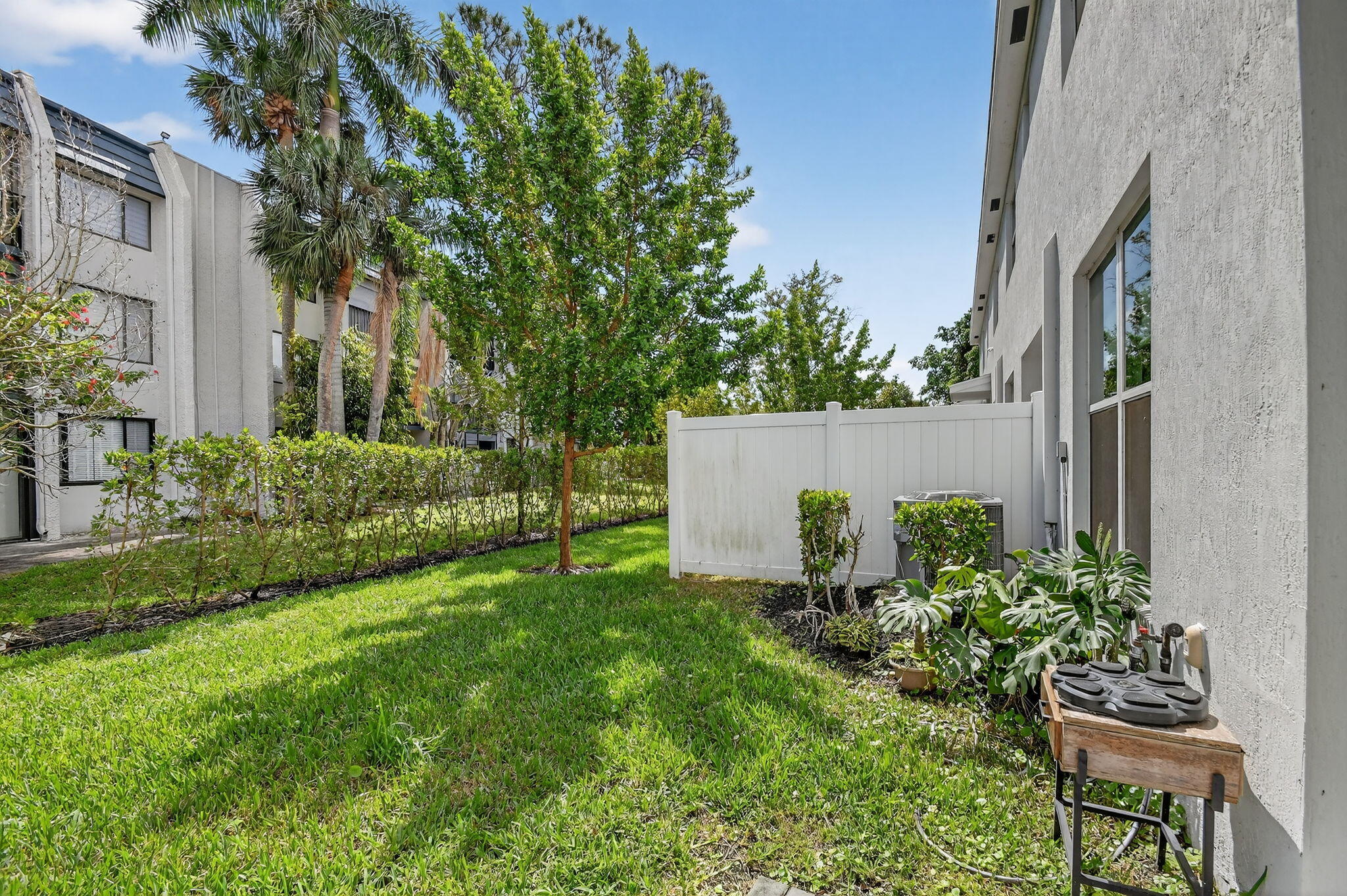 4326 Hammock Grove Drive