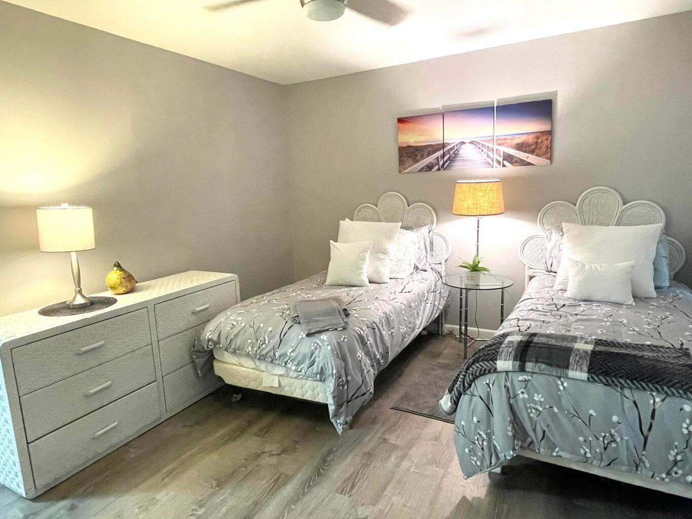 1714 Consulate Place 101