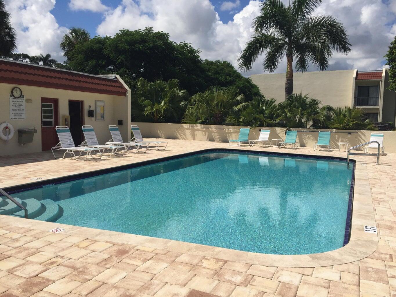 1714 Consulate Place 101