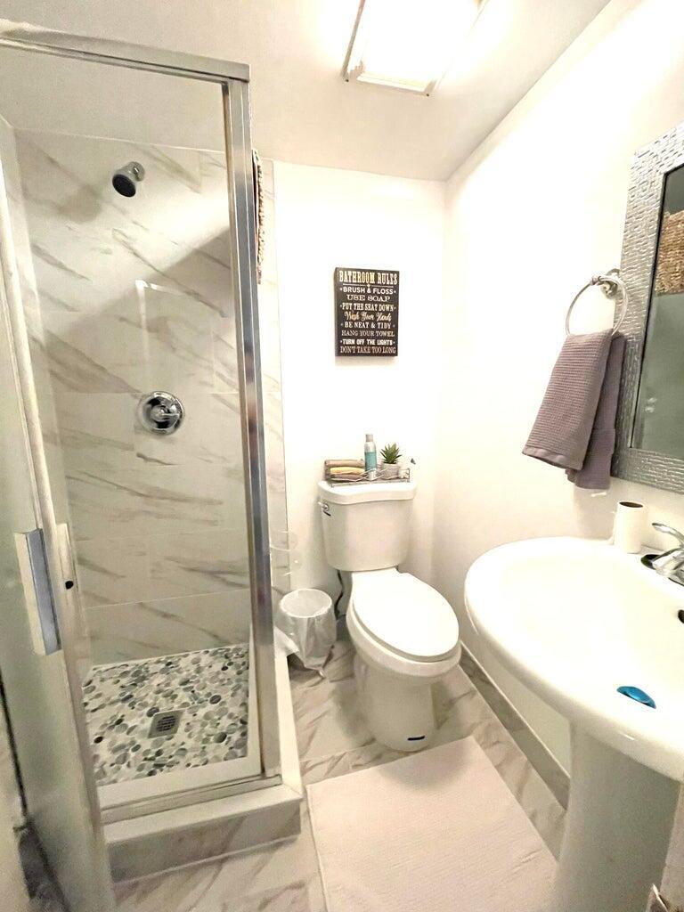 1714 Consulate Place 101
