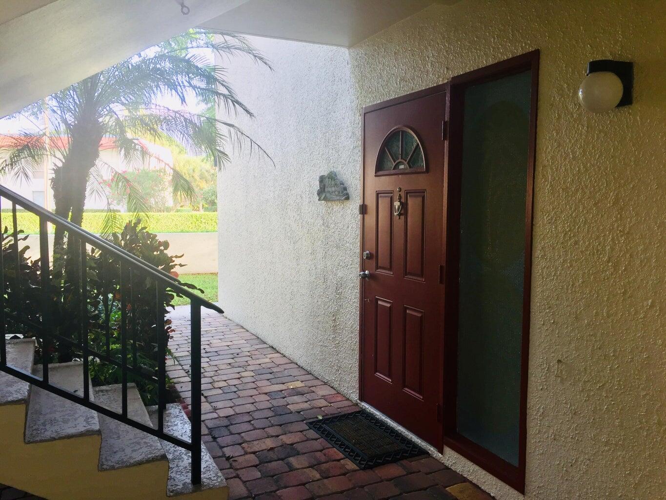 1714 Consulate Place 101