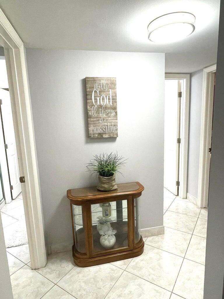 1714 Consulate Place 101