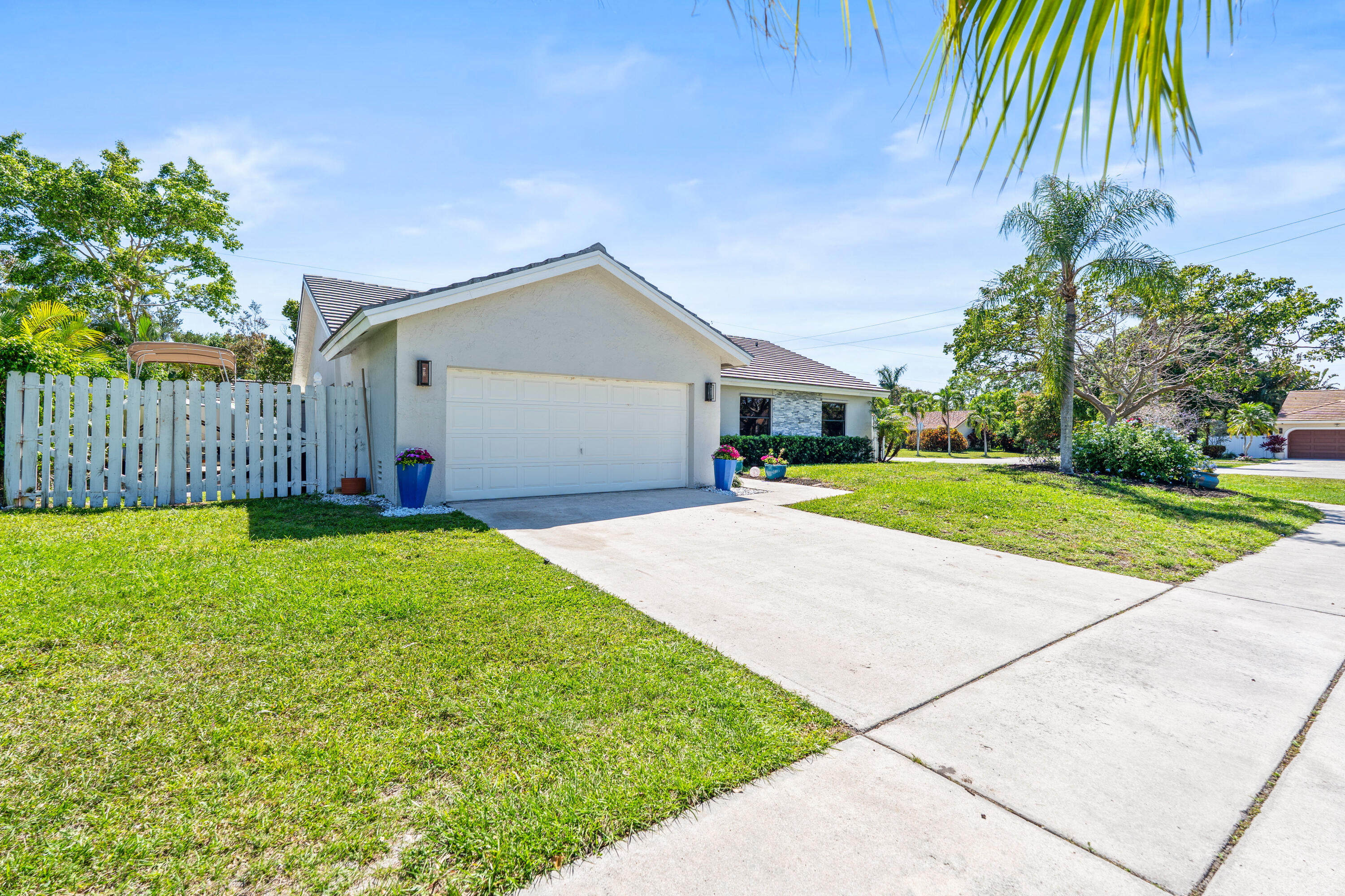 454 Prairie Rose Lane