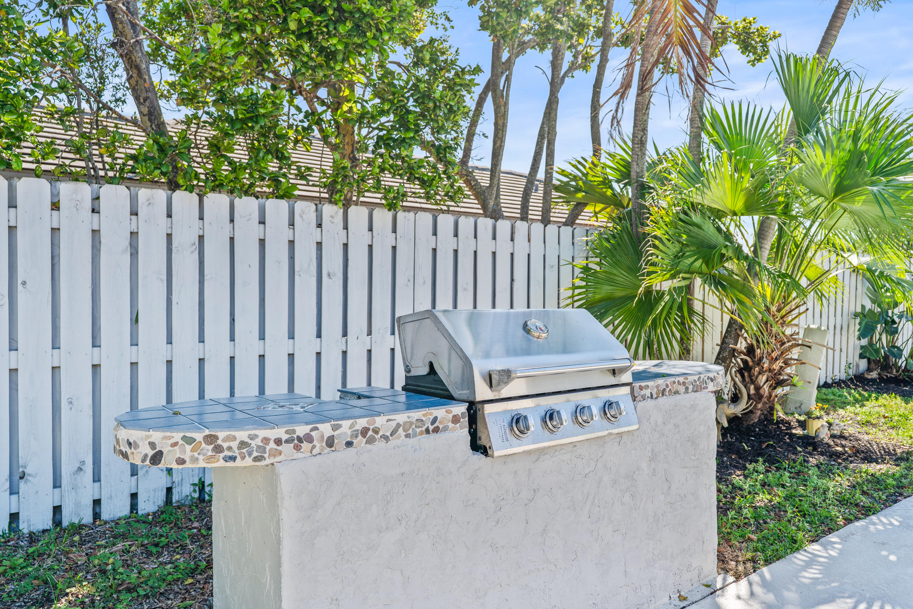 454 Prairie Rose Lane