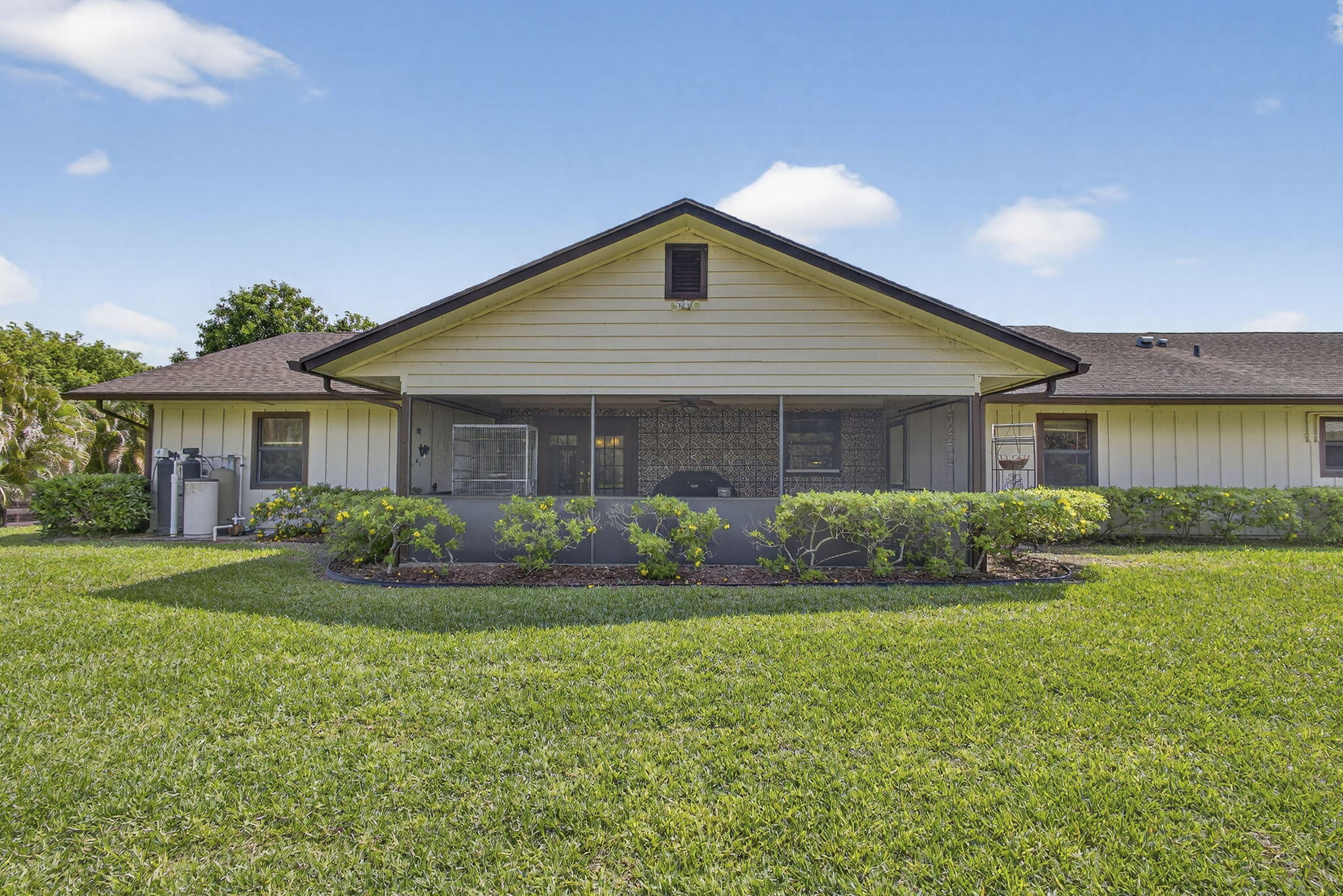 739 Cindy Circle Lane