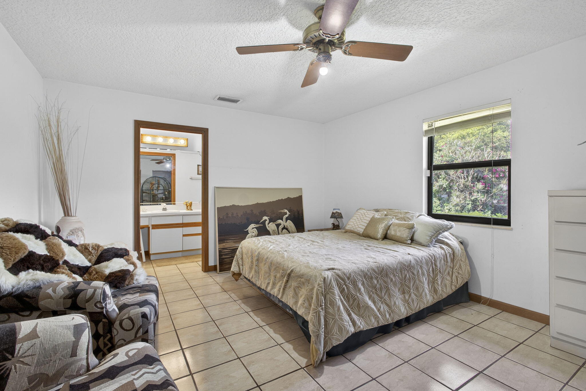 739 Cindy Circle Lane