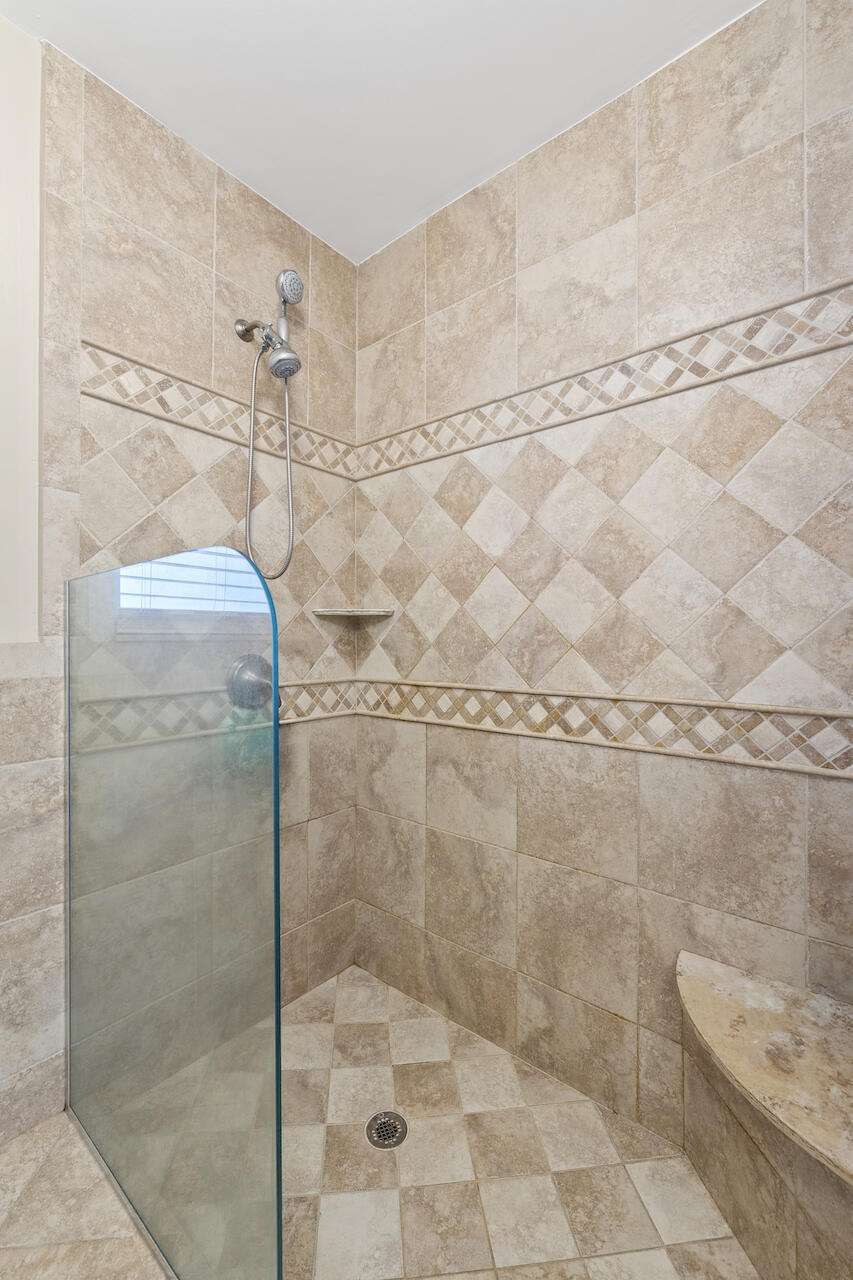 1145 Hickory Trail