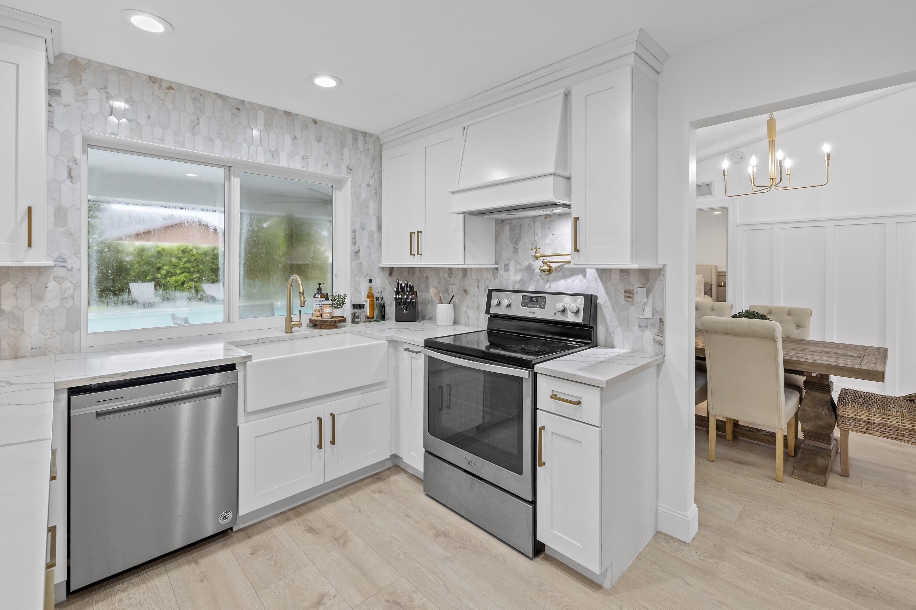 1145 Hickory Trail