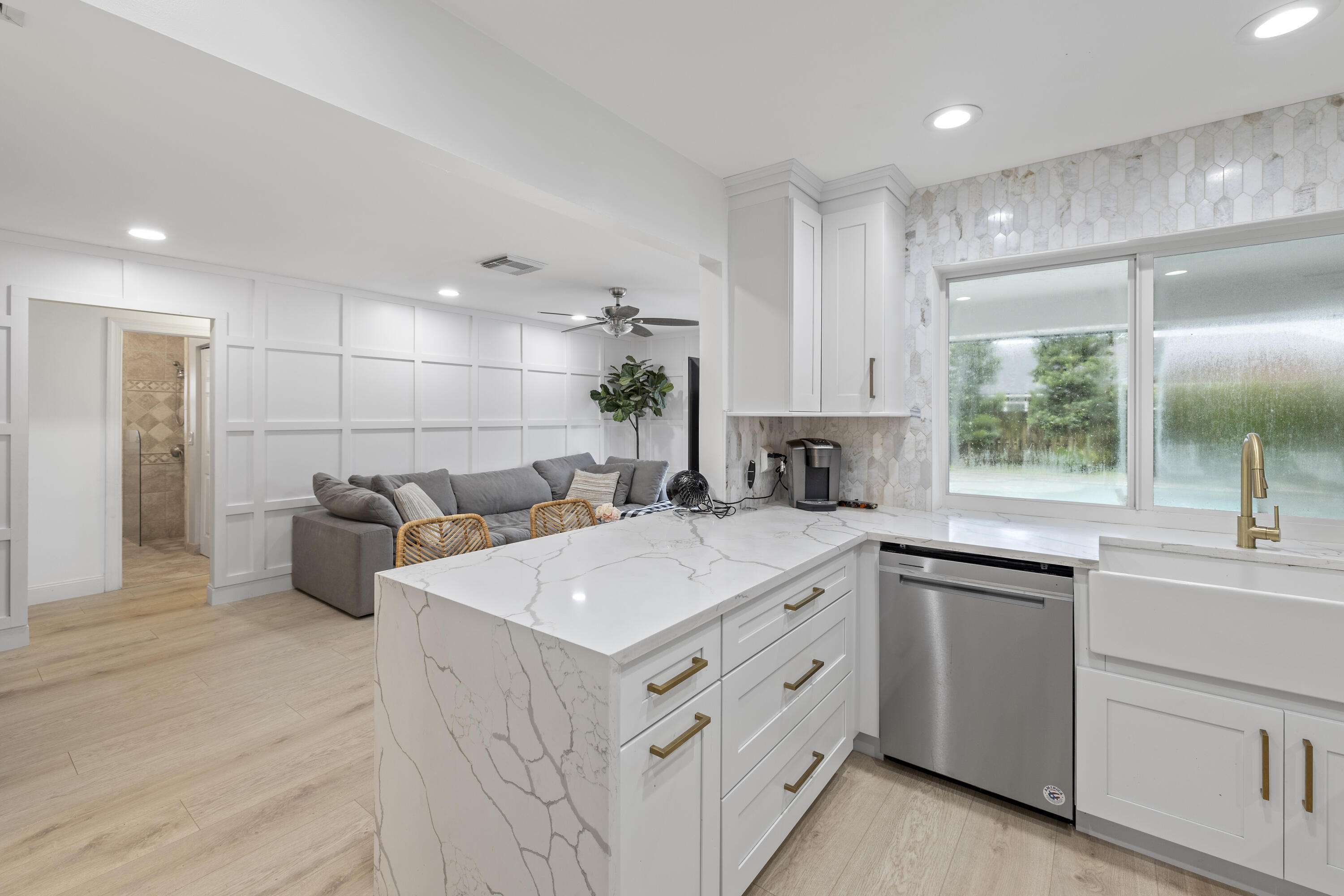 1145 Hickory Trail