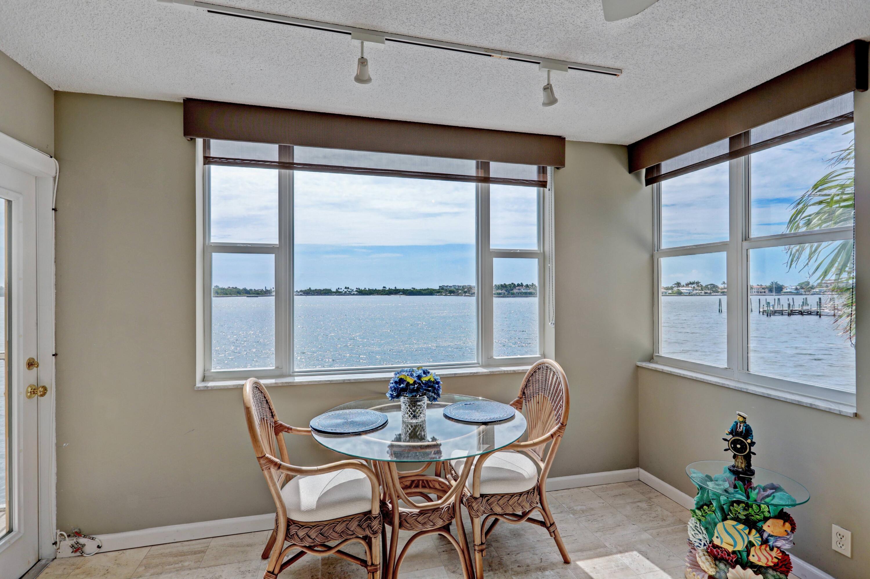 1820 New Palm Way 201