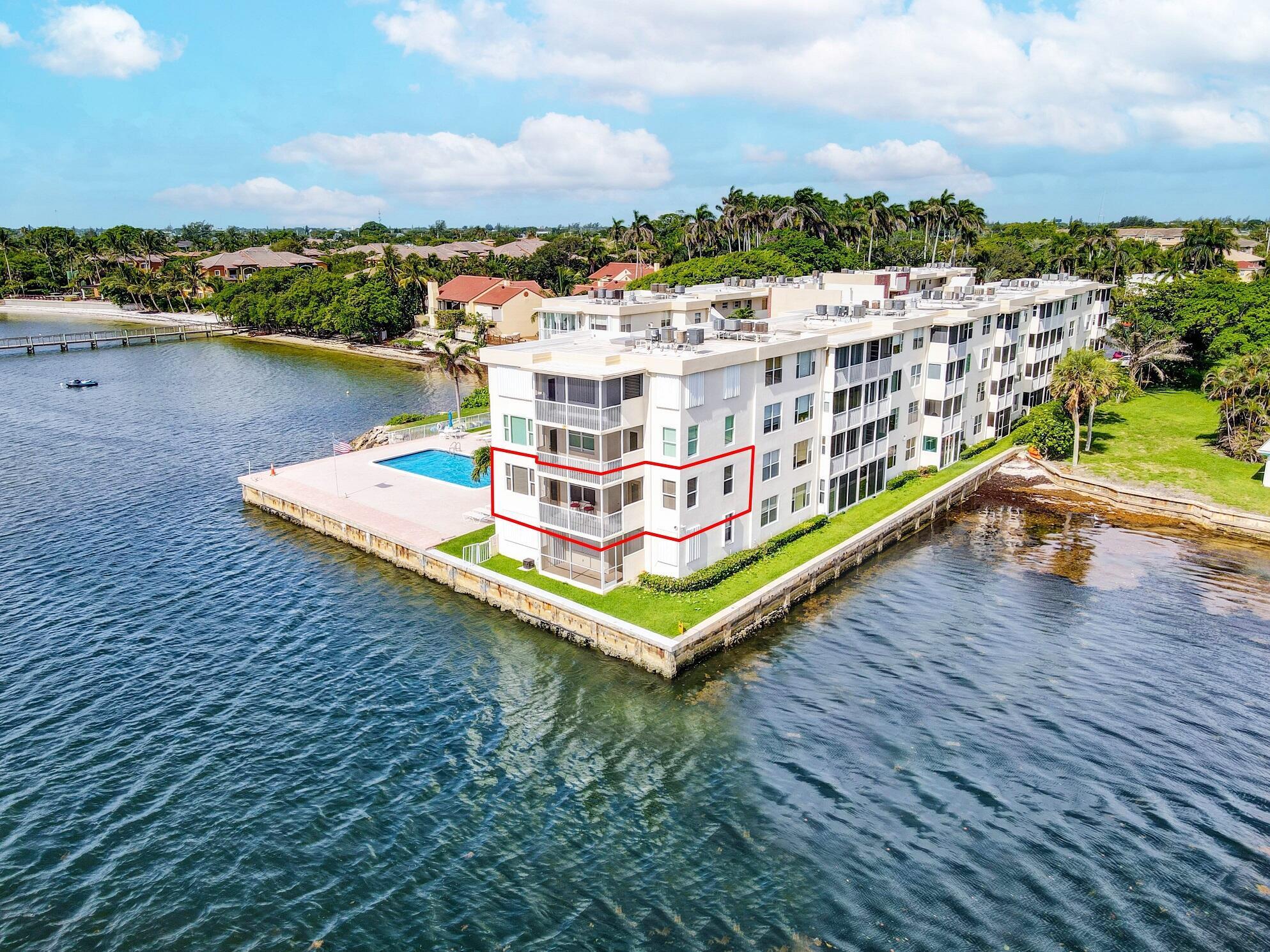 1820 New Palm Way 201