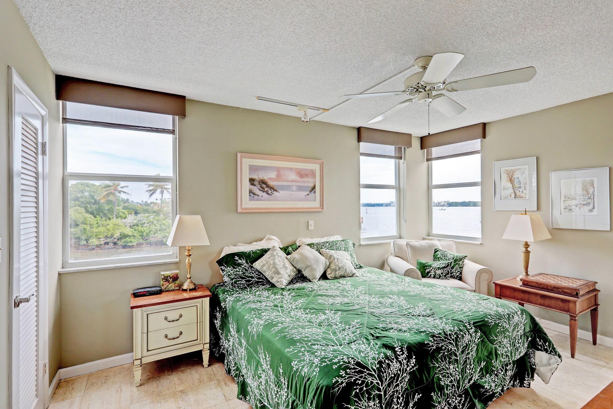 1820 New Palm Way 201