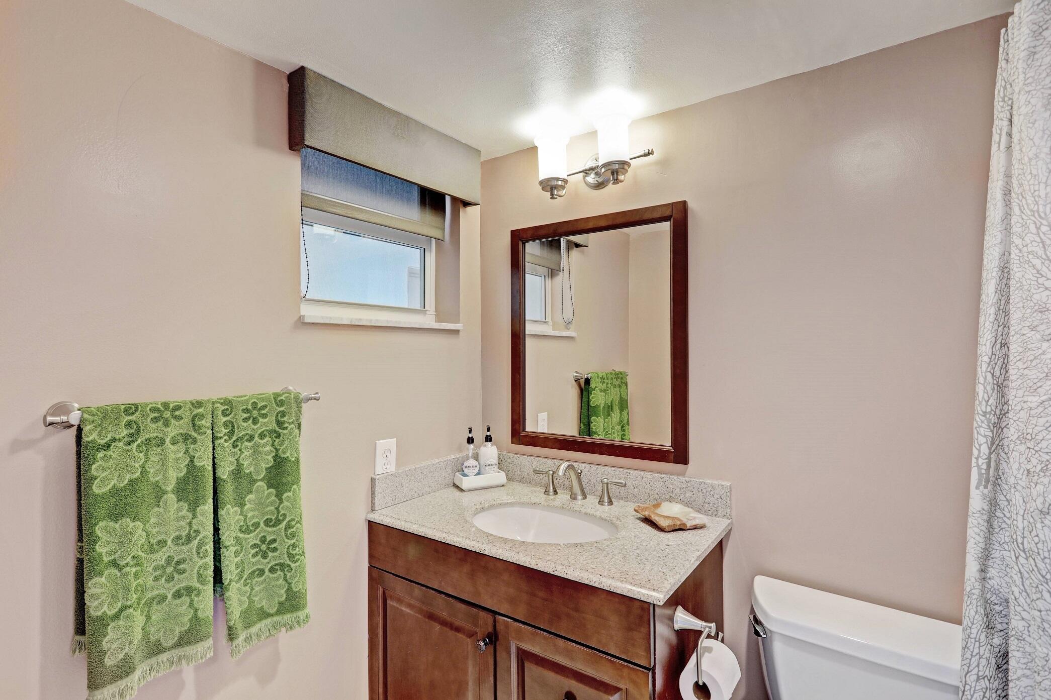 1820 New Palm Way 201