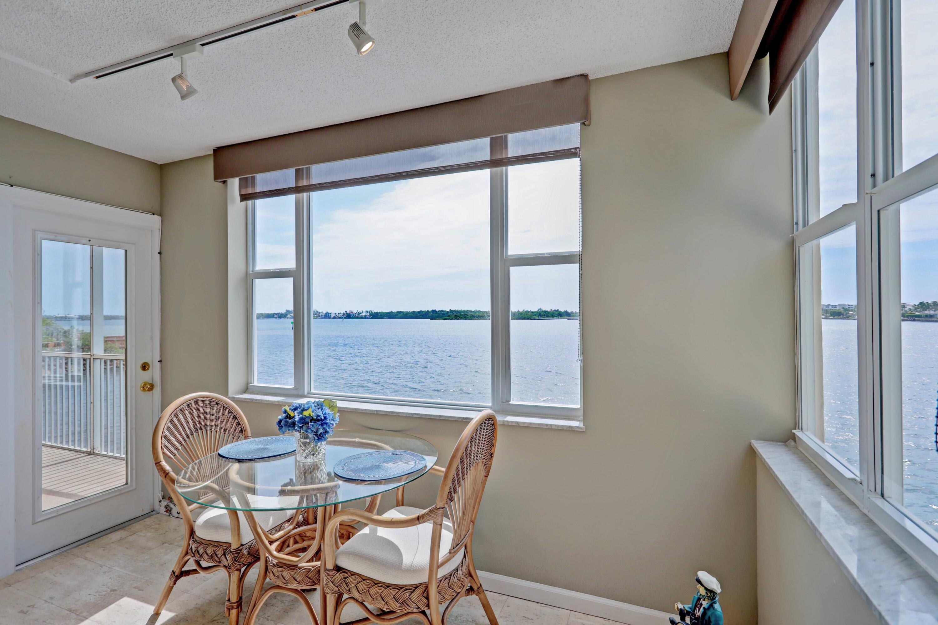1820 New Palm Way 201