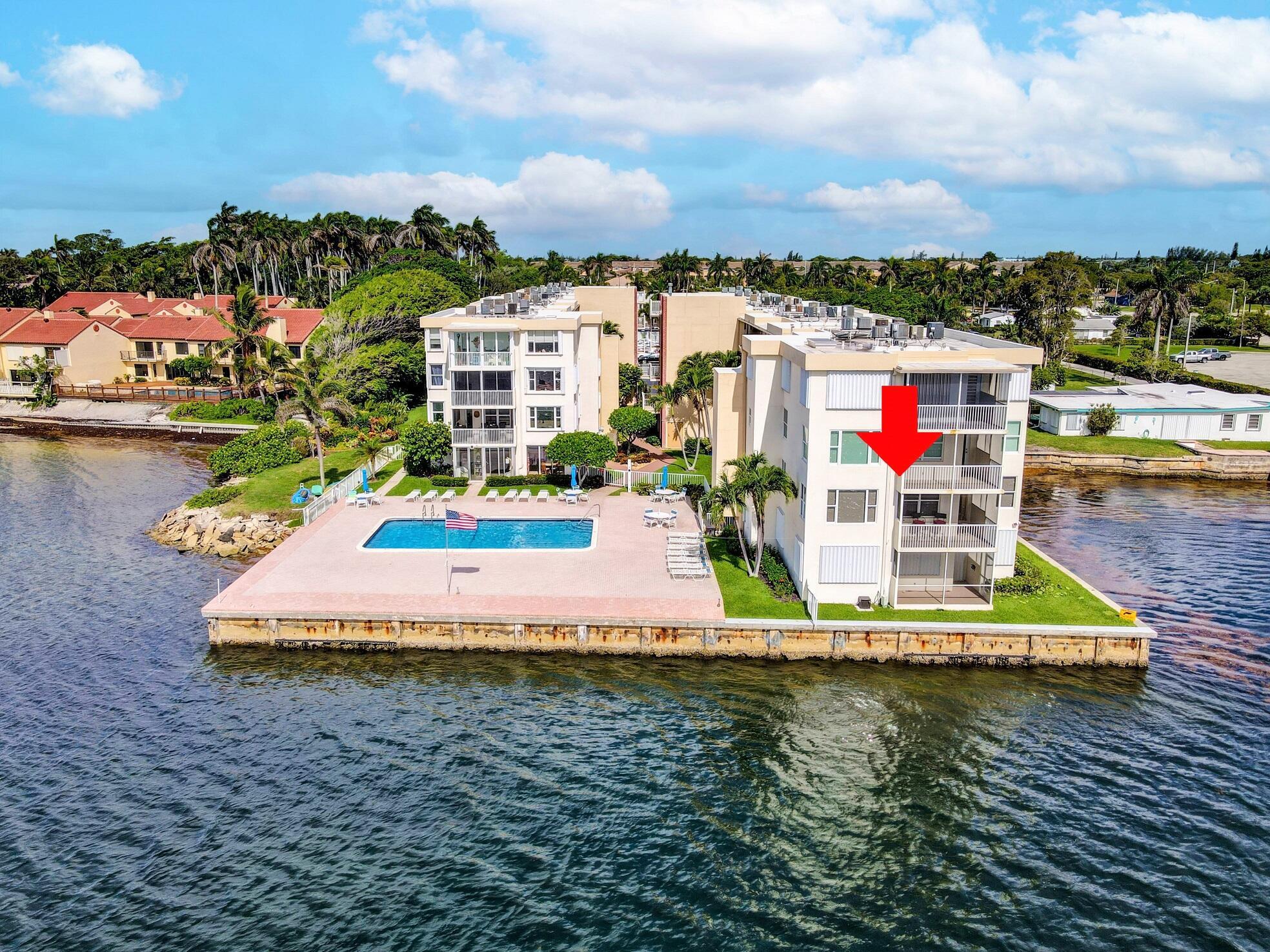 1820 New Palm Way 201