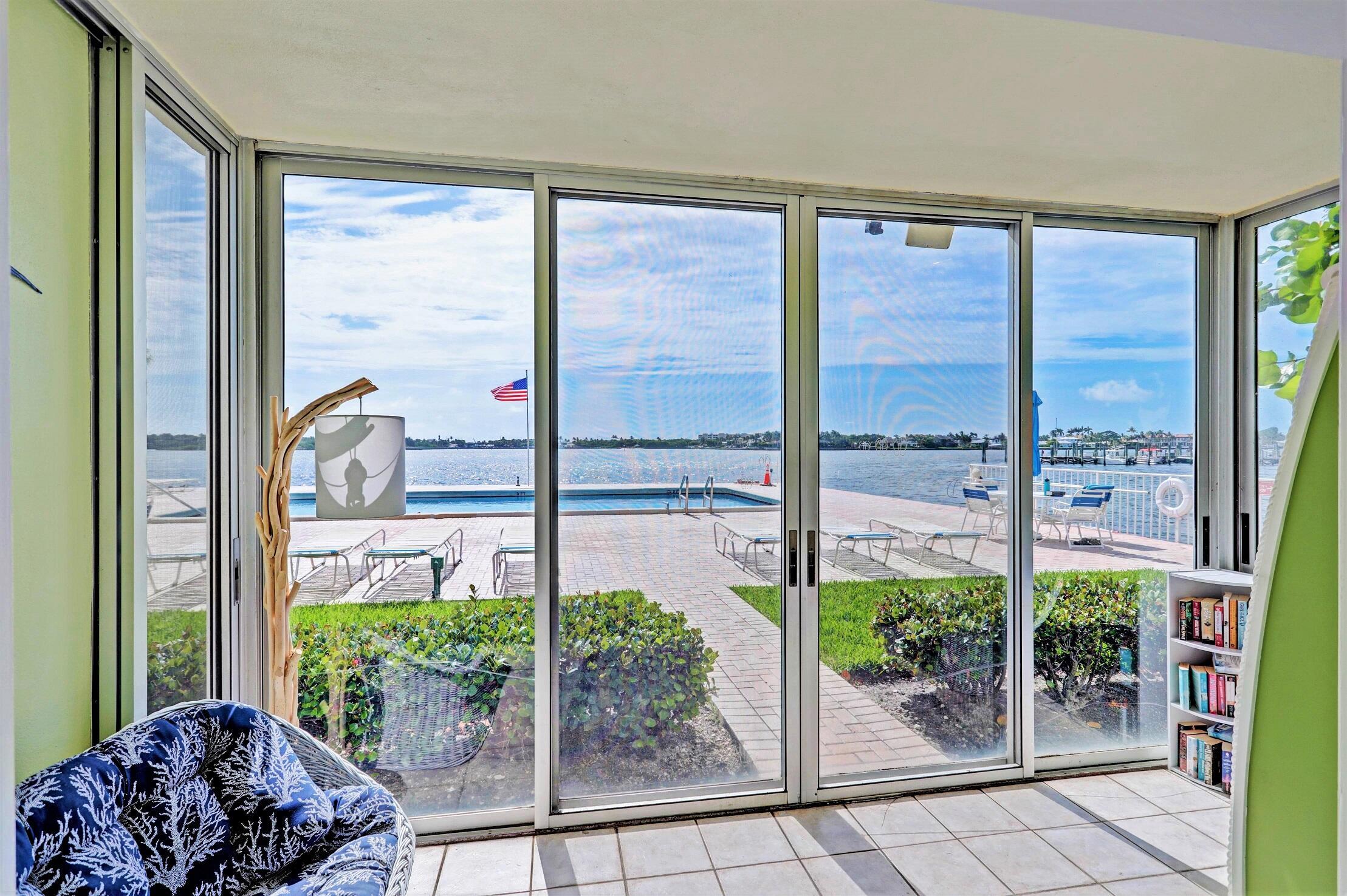 1820 New Palm Way 201